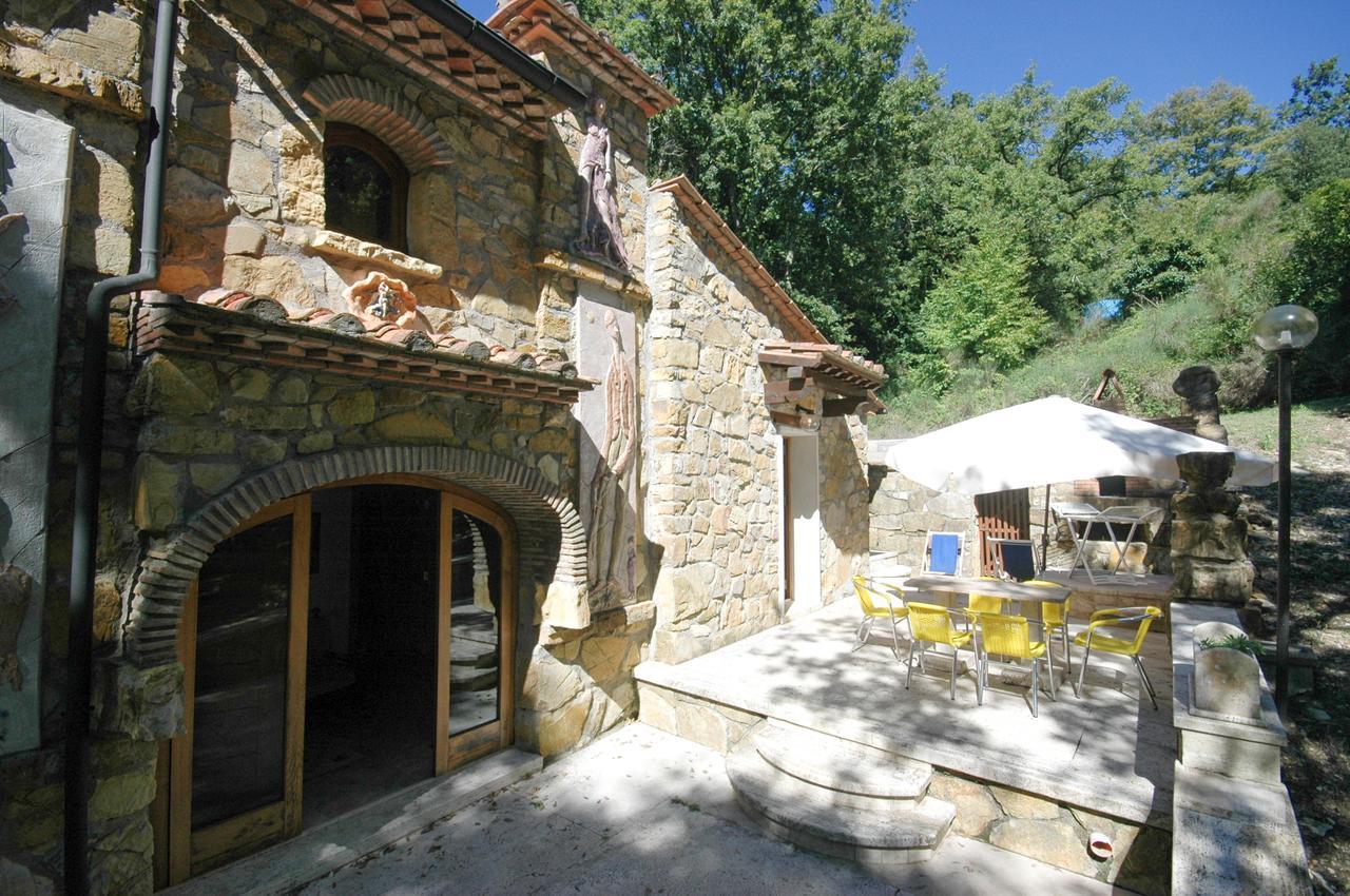 Villa Le Querciolaie Monteverdi Marittimo Exterior photo
